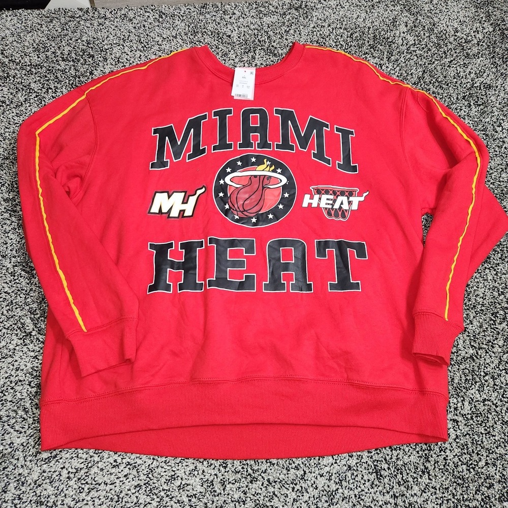 Miami Heat NBA Basketball Crewneck Sweatshirt Men Unisex XXL Red Logo Fleece Nwt